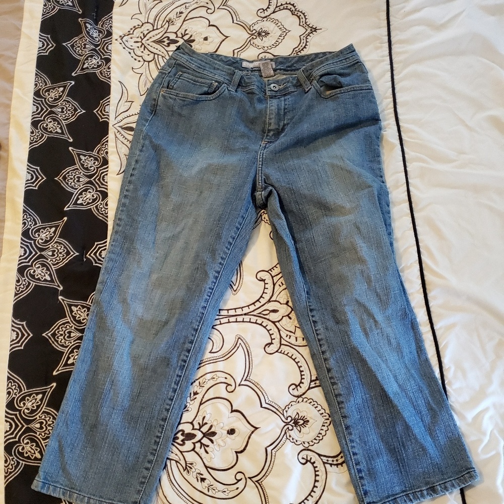 Capris